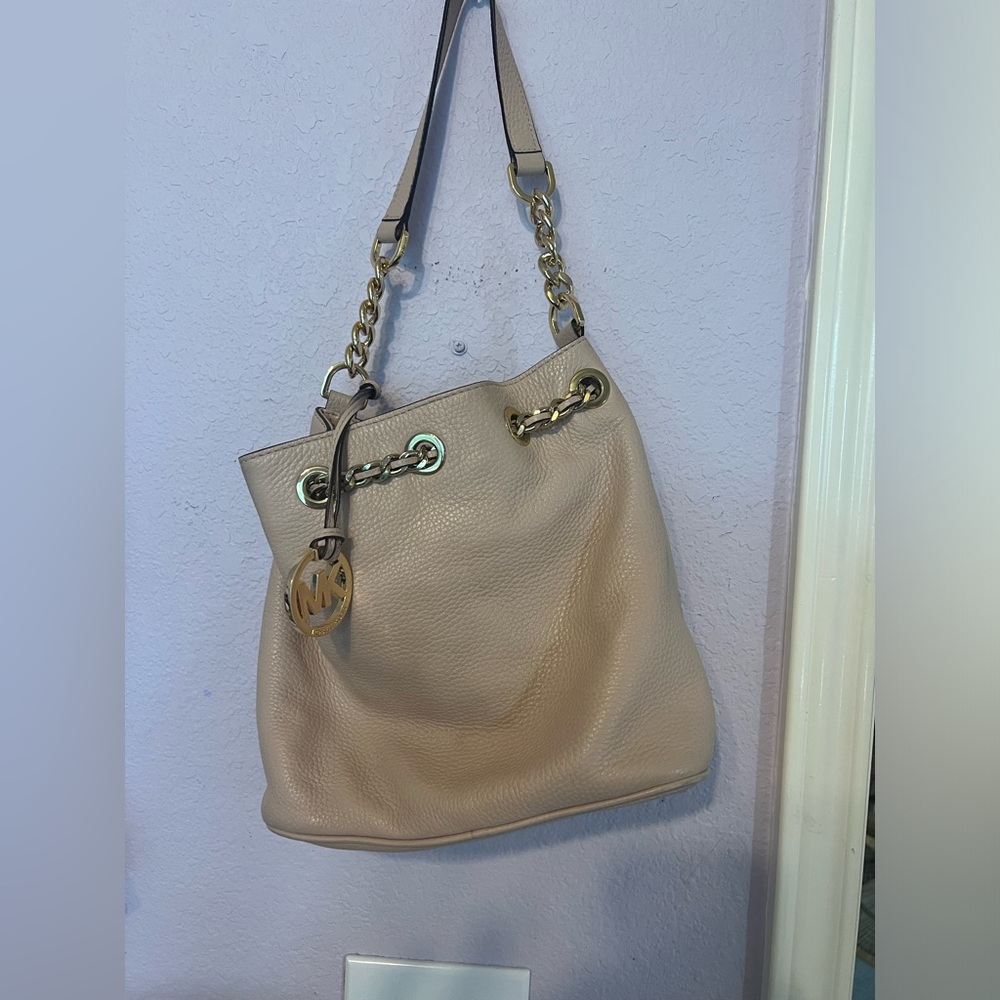 Michael Kors Pale pink vintage bucket bag
